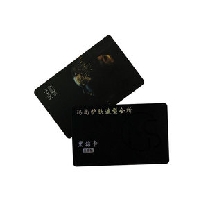 定制<span class=keywords><strong>pvc</strong></span>卡不同条形码贴金<span class=keywords><strong>PVC</strong></span>名片