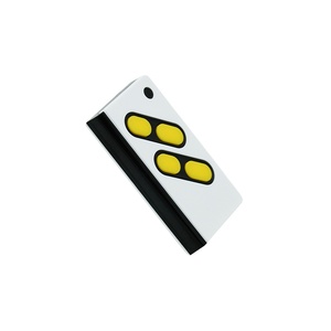 YET2242 C-<strong>type</strong> Rechargeable Energy Storage 433M Duplicator Remote Control - Product Image 5