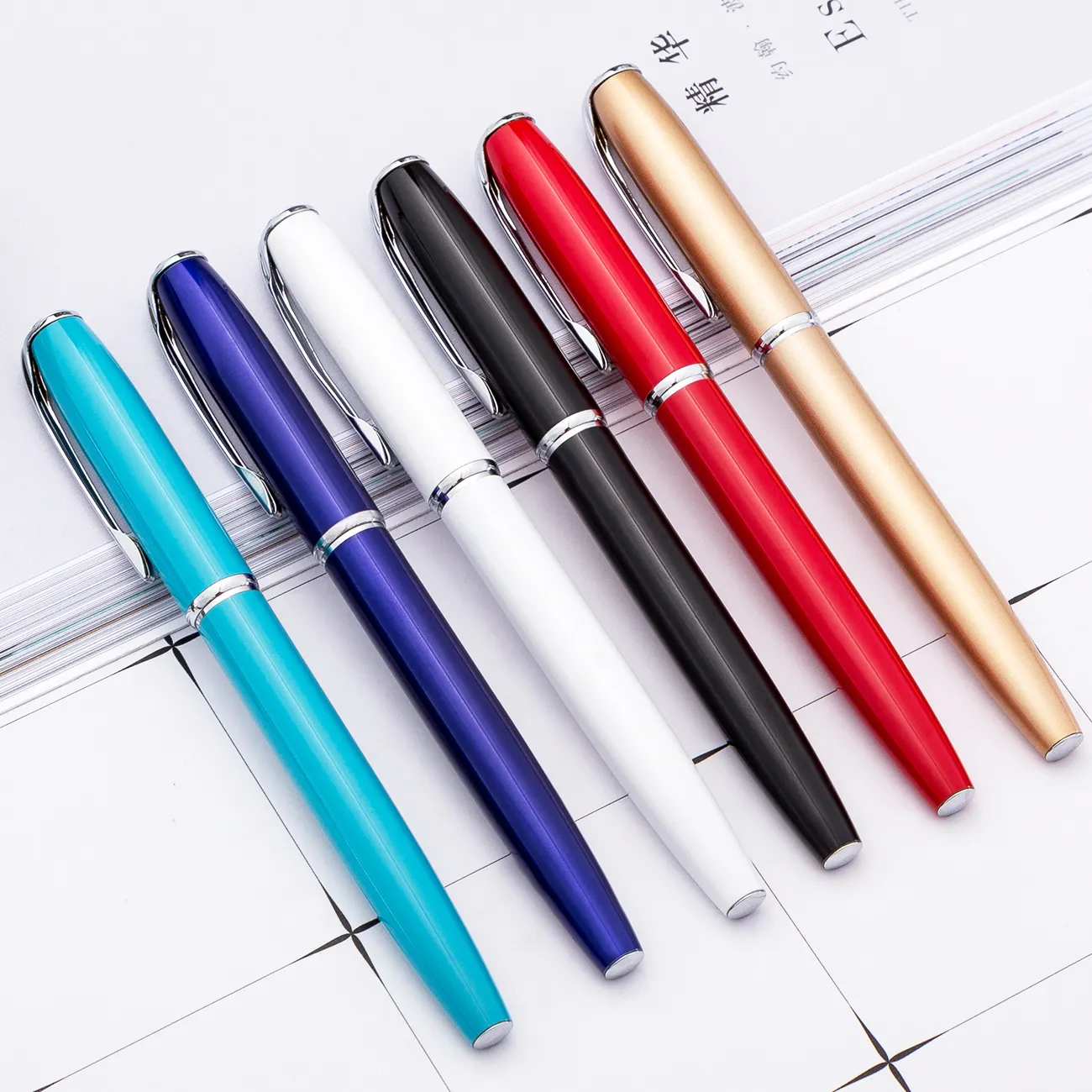 Мульти-цветов хорошего качества рекламные кепки с металлическая шариковая ручка с серебряной клип