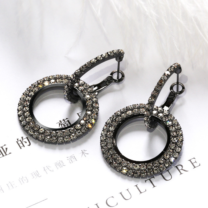 E073 black