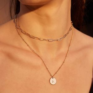 T女性の女の子のためのイニシャルネックレス14Kゴールドメッキレターネックレスコインディスクペンダント両面刻印A-Zネックレスジュエリー