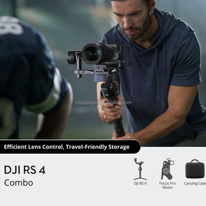 DJI RS 4 קומבו 3 ק""ג (6.6 פאונד) קיבולת מטען עם יציאת תקשורת RSA מורחבת ציר הטיה עבור מערכת אקולוגית שליטה רחבה