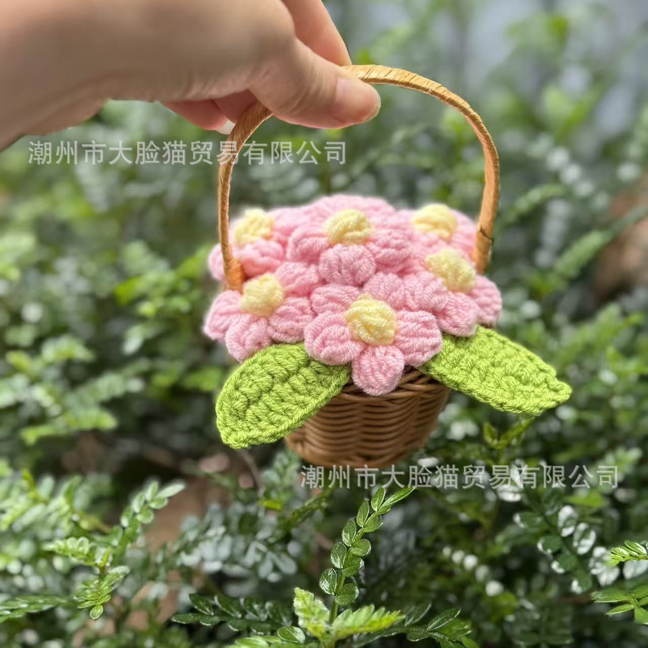 Cesta de hojaldre rosa