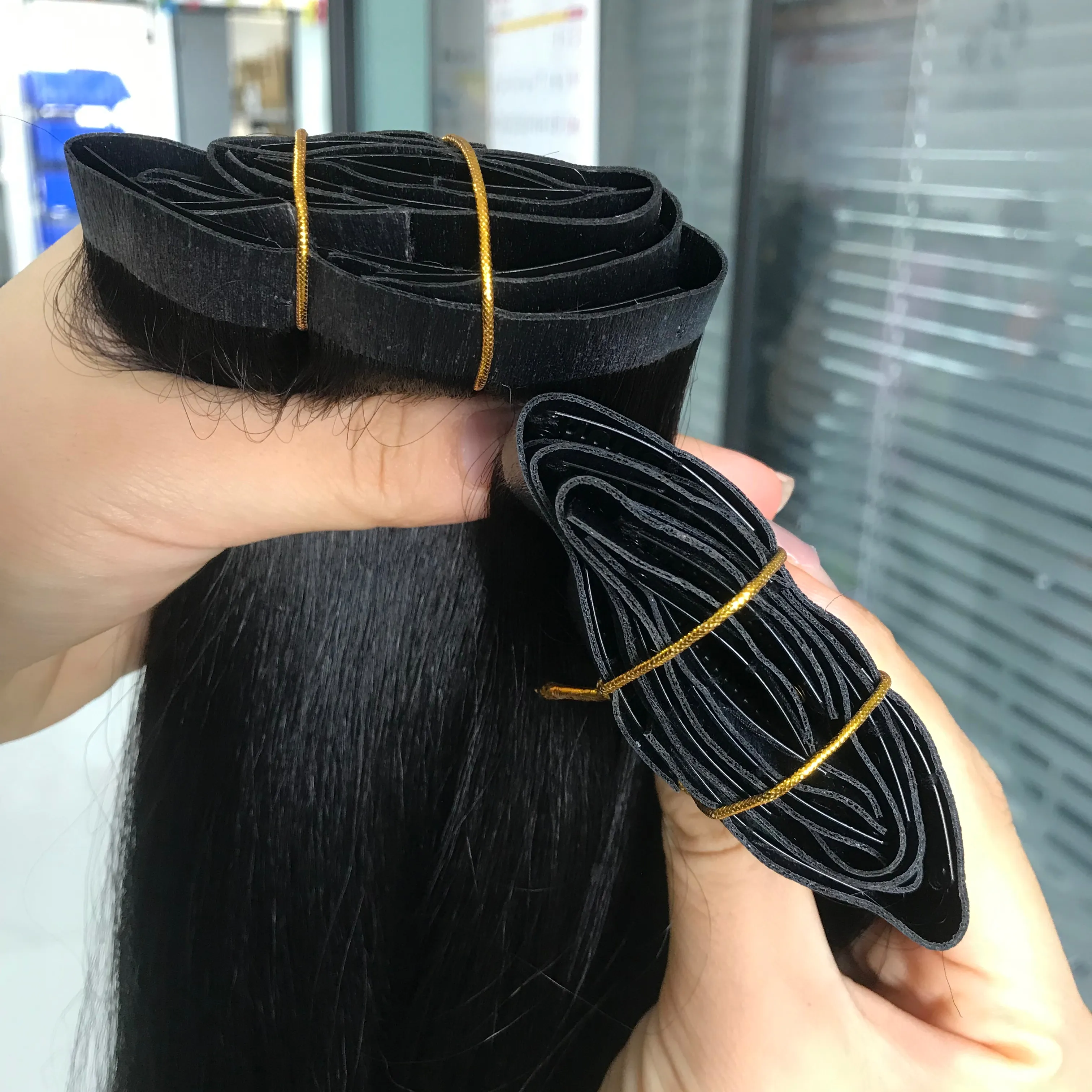 Clip nelle estensioni dei capelli campione gratuito clip in PU nelle estensioni dei capelli con clip di un pezzo dubai