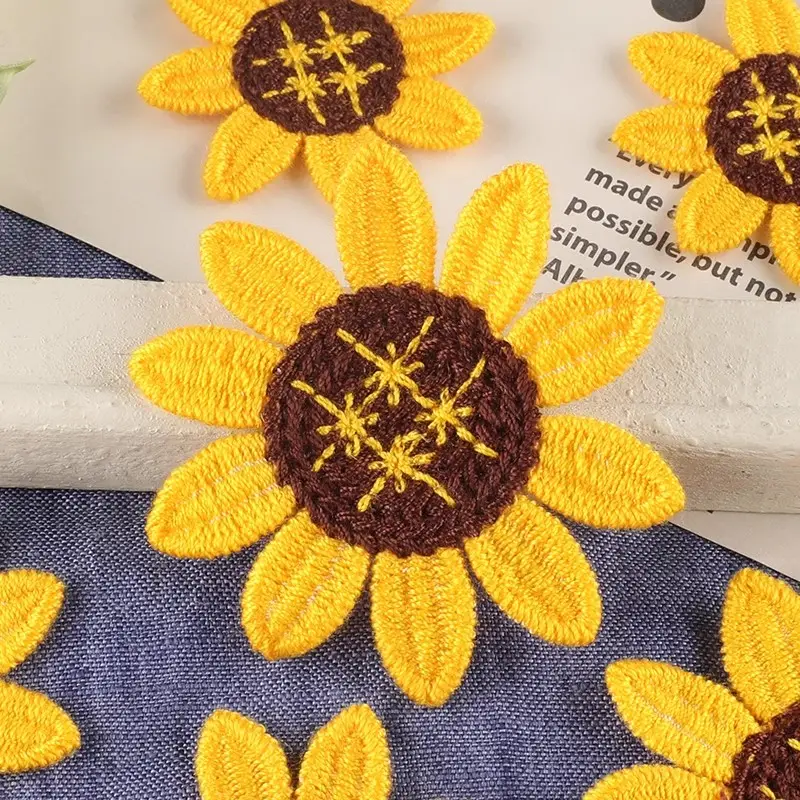 Parche de girasol de tela personalizado al por mayor de fábrica, parches bordados 3D para ropa, parches bordados personalizados