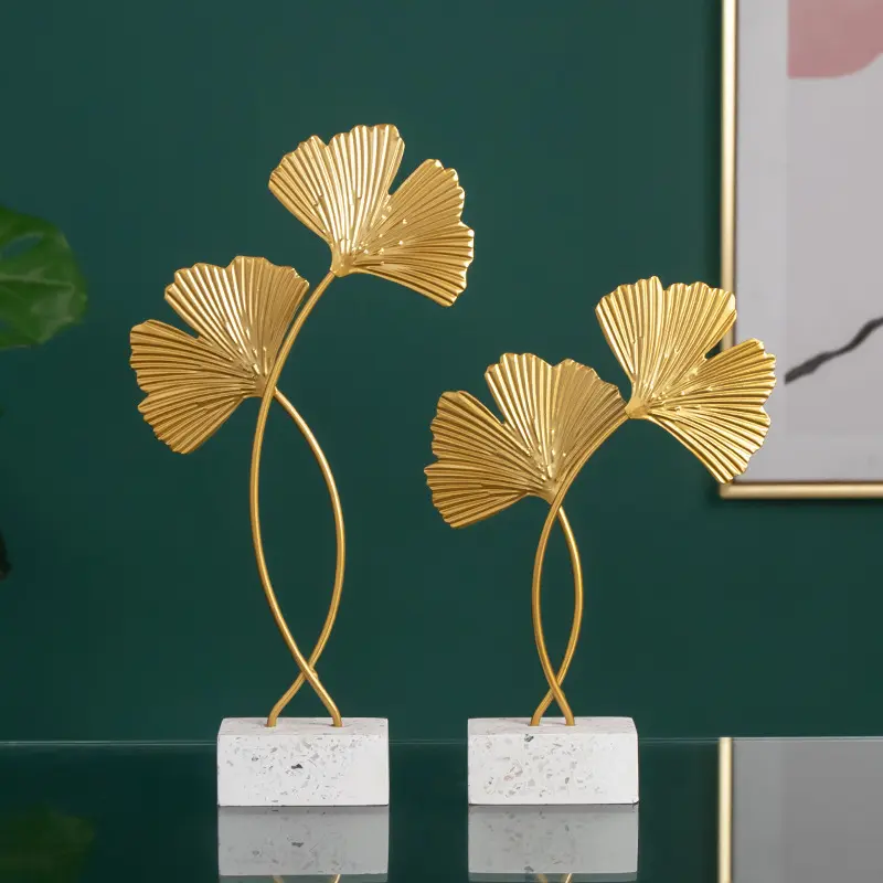Artesanía de hojas de ginkgo de metal de estilo ORDICO, objetos decorativos modernos y lujosos para sala de estar