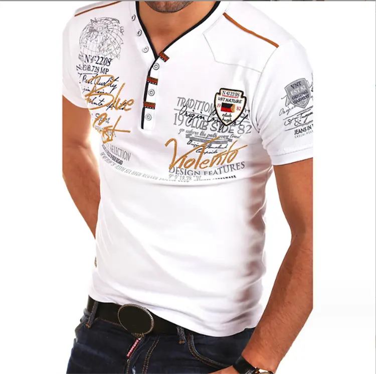 Camiseta de manga corta con cuello en V de verano para hombre, camiseta juvenil ajustada con letras en inglés impresas con código europeo, ropa para hombre