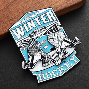 Yeni fabrika kişiselleştirilmiş özel kış hokey boyası siyah yumuşak emaye büyük boy sürgülü yaka Pin Pins Metal Logo rozetleri hareketli - Product Image 4
