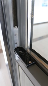 Telai per finestre in legno a prova di uragano a doppio vetro finestre scorrevoli verticali tende per finestre esterne design incorporato - Product Image 3