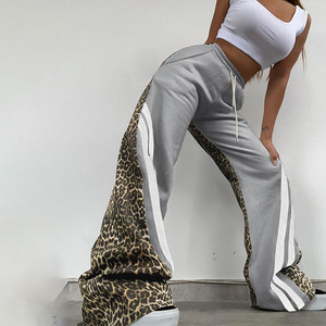 Hip Hop pantolon ve pantolon renk Patchwork leopar baskı tam boy gevşek parlama pantolon kadın rahat pantolon