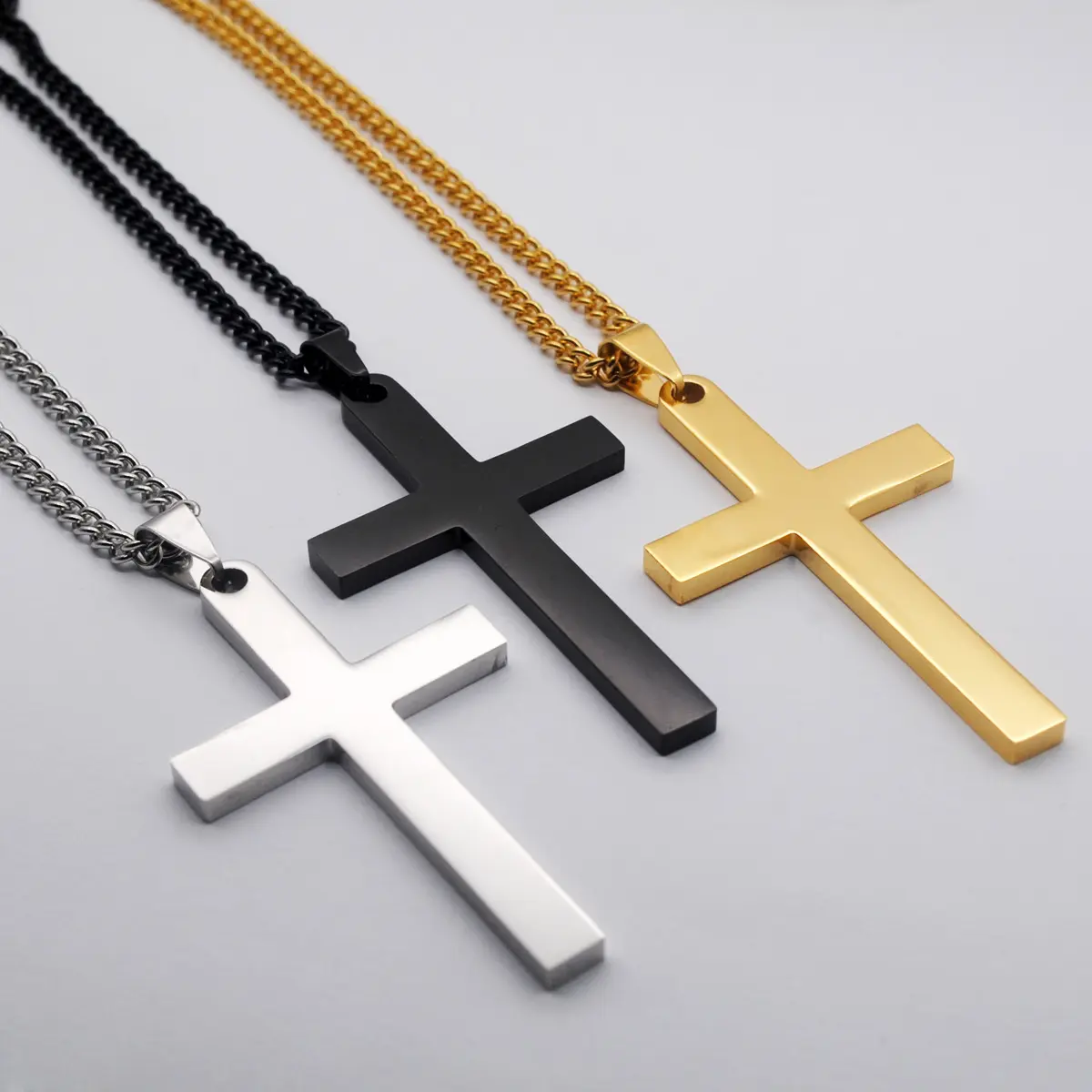 Europäische und amerikanische Kreuz Halskette Herren Halskette 304 Edelstahl Titan Stahl Kreuz Anhänger Anhänger Schmuck Großhandel