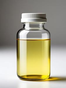 Fabrika yüksek saflıkta 99% Pharma sınıf toplu Cineole uçucu yağ sağlamak - Product Image 3