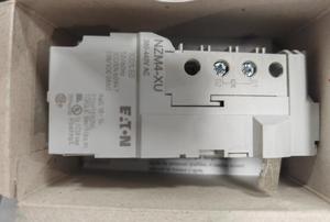 Ea ton <span class=keywords><strong>Muller</strong></span> NZM4-XU380-440AC Undervoltage Coil é adequado para alta corrente moldada caso disjuntor