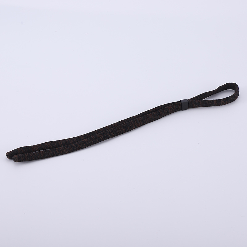 clasp brown black