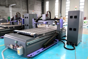 Husillo HQD de alta potencia 9.0kw ATC máquina enrutadora CNC Taiwán controlador Syntec herramienta lineal CAMBIO DE enrutador CNC de madera 1325 1530 - Product Image 5