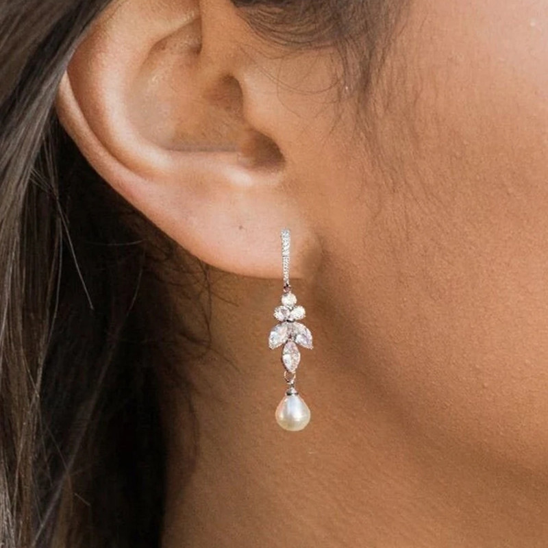 E2341 white gold