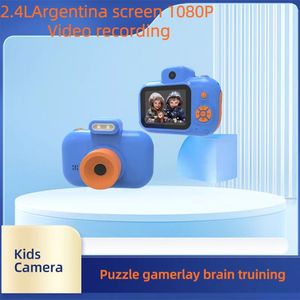 Venta caliente 2,4 pulgadas TFT LCD pantalla 32G tarjeta de memoria MP3 niños vídeo y foto niños Cámara Digital - Product Image 2