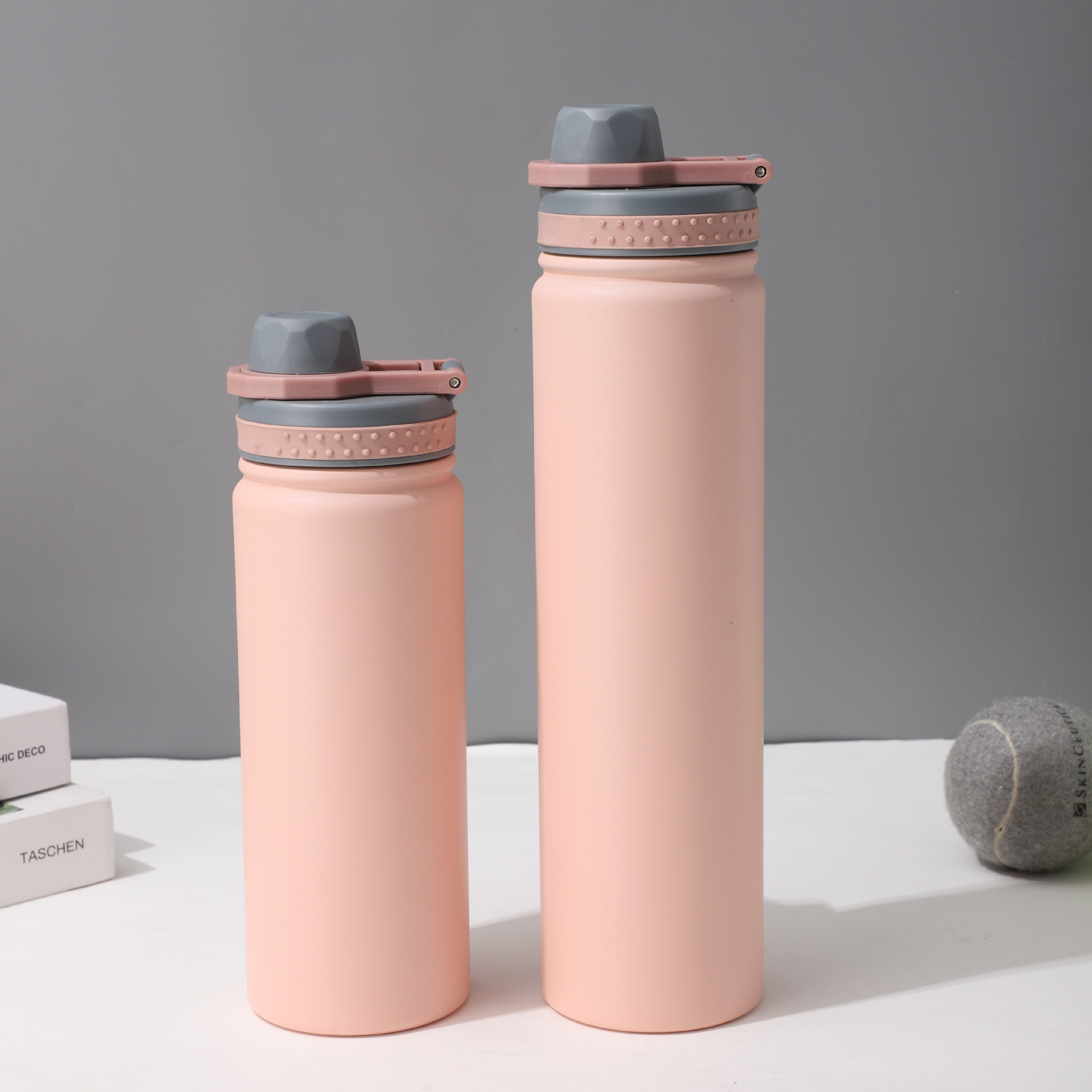 Bouteille spatiale rose