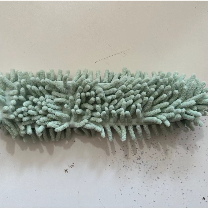 Style A: Light green fabric scrap, no rod (1 piece)