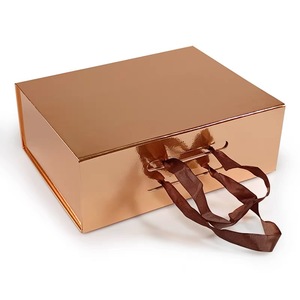 Atacado Personalizado Grande Bolsa De Luxo Embalagem Caixa De Jóias Magnética Caixa De Presente Dobrável Embalagem com Punho De Fita