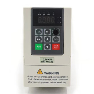230V Ein phasen eingang Ein phasen ausgang 1,5 kW 2 PS Mini VFD Wechsel richter mit variabler Frequenz zur Steuerung der Motor drehzahl