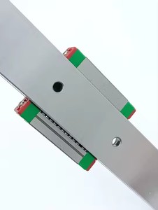Rieles de guía de movimiento lineal CNC de alta precisión HIWIN Nueva guía lineal de acero con componentes de engranaje central - Product Image 4