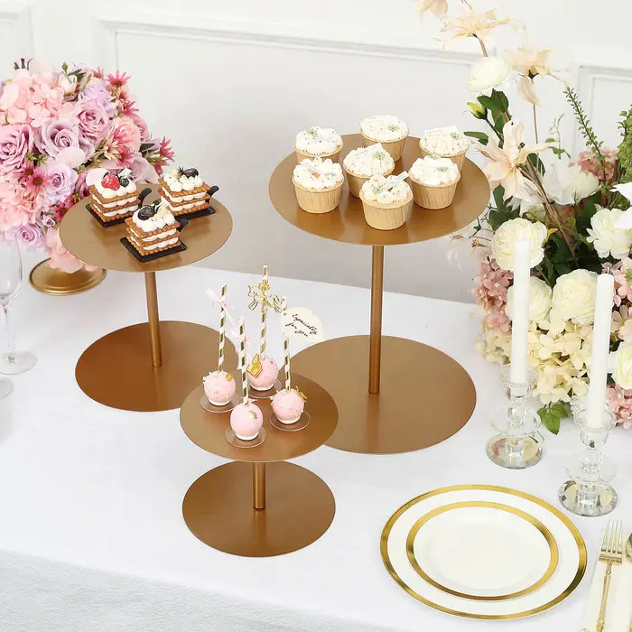 Présentoir à desserts 'Cupcake sur piédestal rond en métal doré Présentoir à gâteaux industriel pour fête