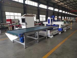 Linea di produzione dell'armadio per mobili con pannello in legno CA-1325 macchina per nidificazione cnc caricamento automatico scarico router cnc per cucina