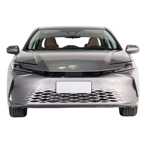 מכירה חמה toyotas camrys 2024 כלי רכב בנזין אוטומטי מכונית camrys 4 דלתות 5 מושבי מכונית למבוגרים