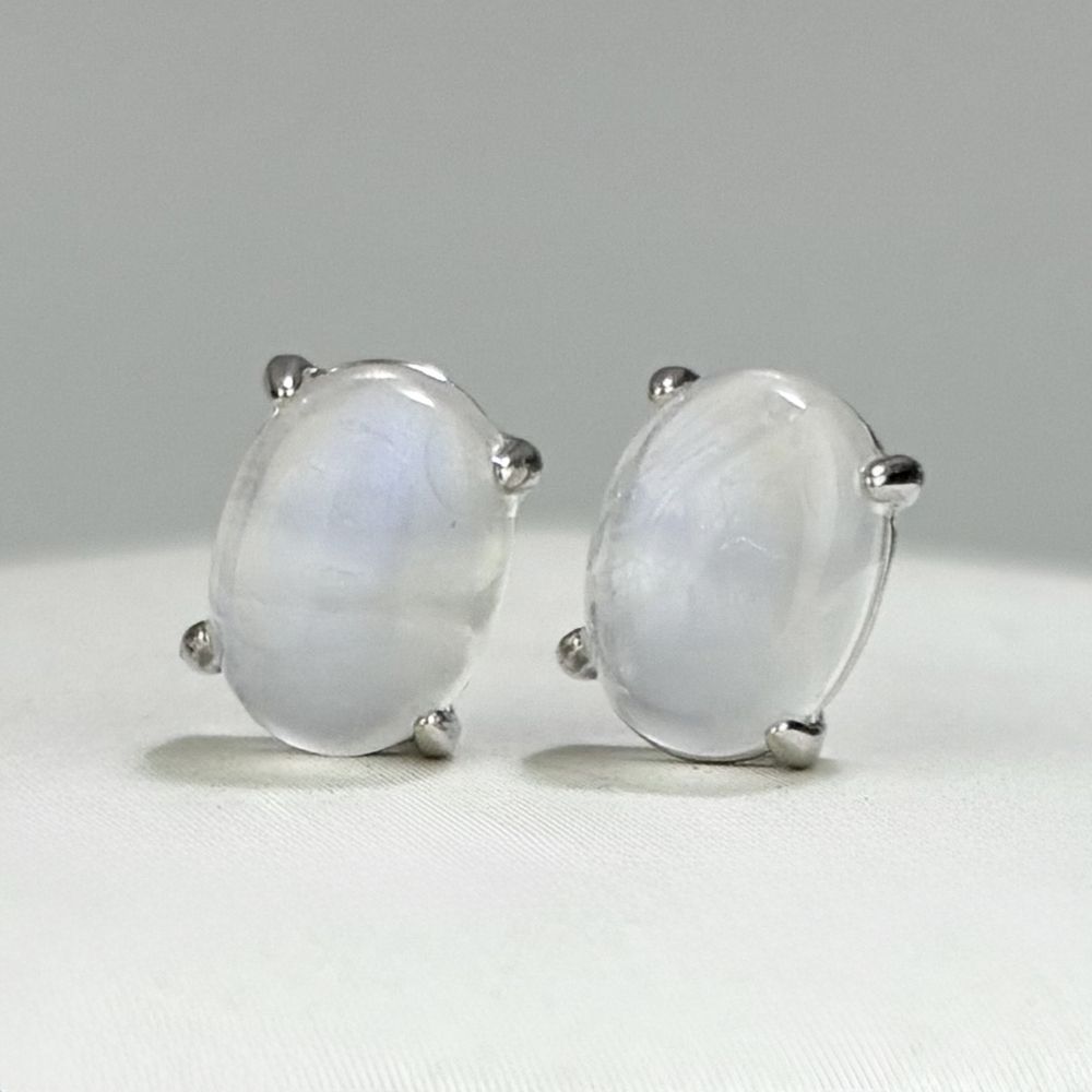 Pierre de lune bleue-argent