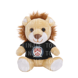 שחקן אריה ישיר במפעל lion עם כדורגל צעצוע אריה רך צעצוע ממולא מעוף חיה oem שירות odm עבור מותג החברה