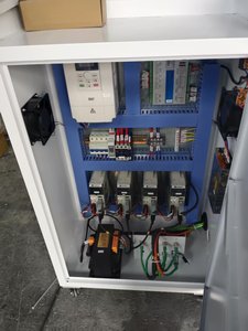便宜的价格1325 4*8英尺数控路由器<span class=keywords><strong>3</strong></span>轴木雕机与9KW主轴木工数控路由器