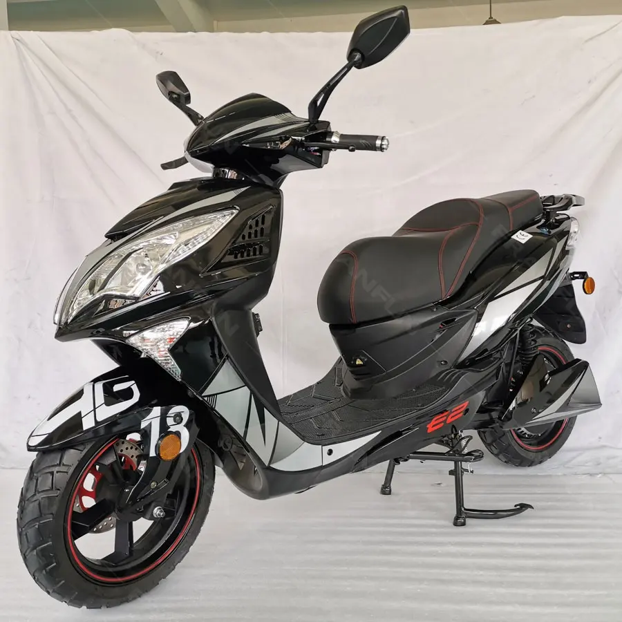 Sepeda motor listrik dewasa bersertifikasi, EEC COC olahraga luar ruangan 2000W 72V daya asam timbal 45km/jam