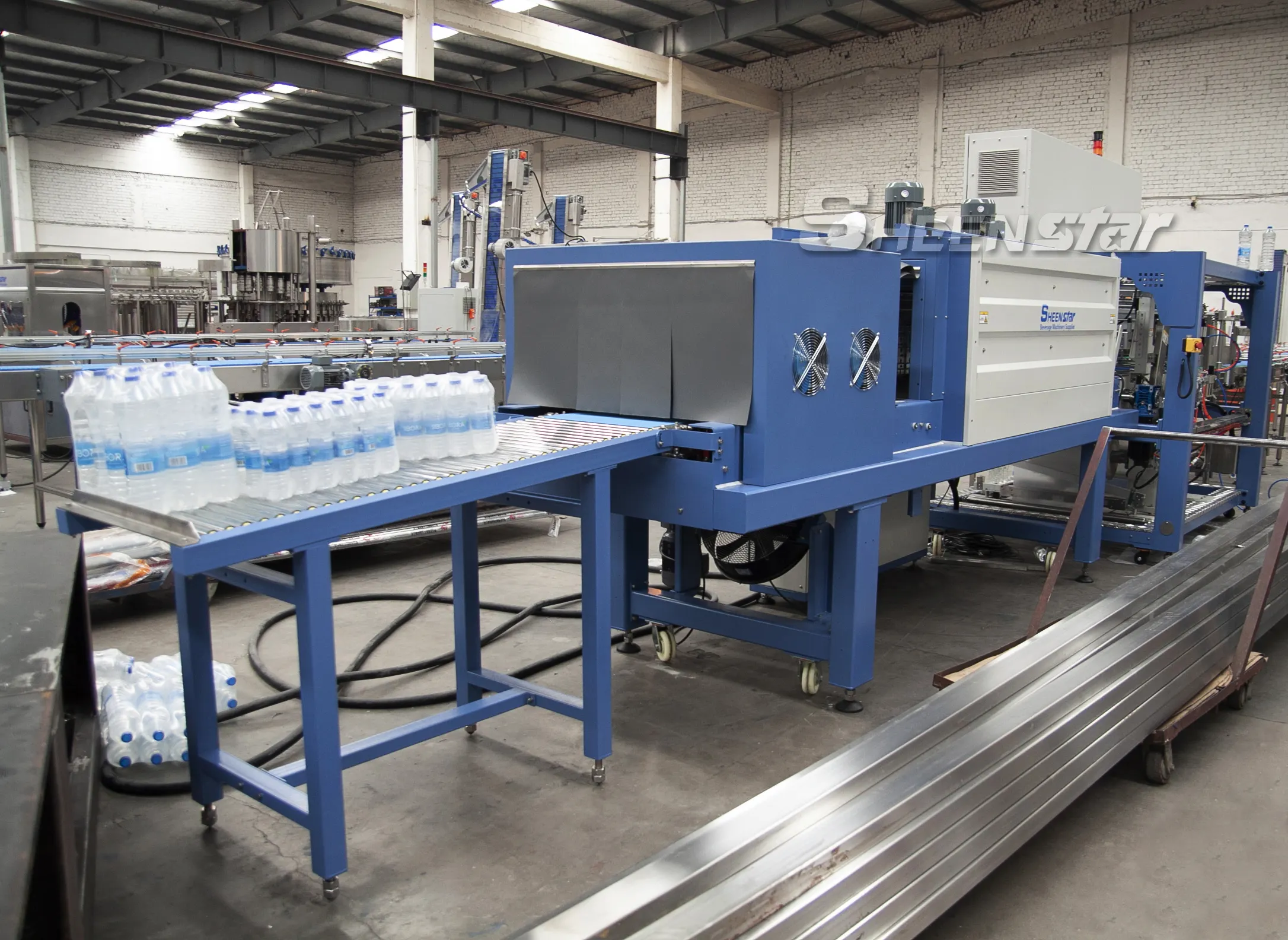 Automatische 8000 bph 500ml PET-Flasche Wasser produzierende Linie Flasche Wasser füllung Versch ließ-und Versiegelung etikett ier maschine
