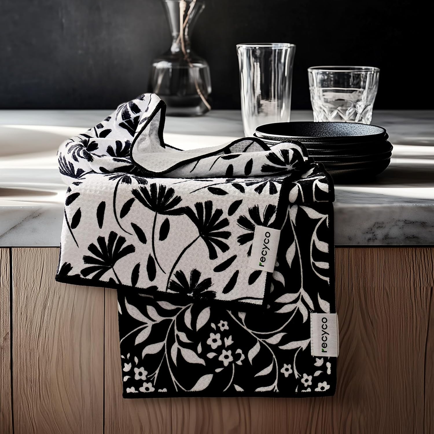 Floraux noirs et blancs