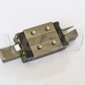 HGR15的工厂价格方形直线轴承座HGH15CA HGW15CC直线导轨 - Product Image 2