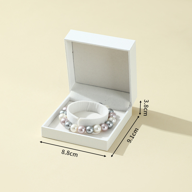White inner-white bracelet-pandora pattern