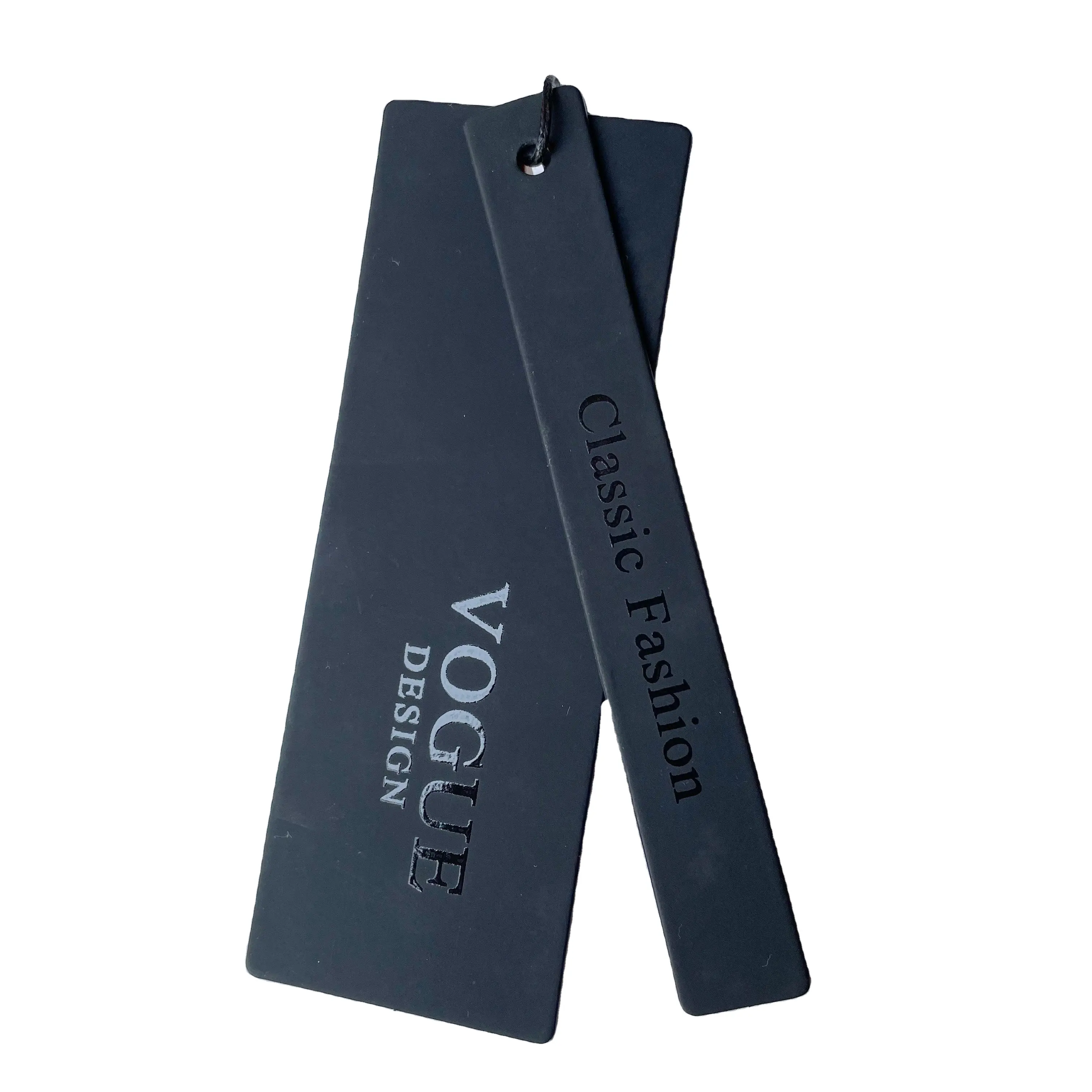 ODM OEM Factory logo etichette per abbigliamento di lusso personalizzate di alta qualità etichette per cartellini in carta da stampa UV etichette altalena con stringhe