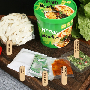אטריות henan מבושל עם טעם בקר חריף מתאים למזון מסעדה סינית