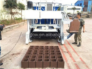 Máquina para hacer bloques huecos de ladrillo entrelazado móvil de operación manual de uso ancho a la venta - Product Image 6