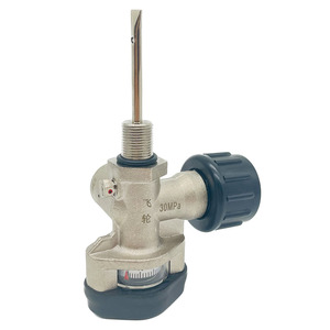 <strong>Scott</strong> Type(Sherwood) Outlet SCBA Valve M18*1.5 G5/8 With Small Black Round Locking Handwheel - Product Image 1