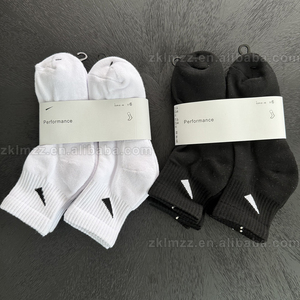 6 जोड़े प्रति कार्ड टखने पुरुषों के चल रहे कस्टम यूनिसेक्स स्पोर्ट्स उच्च गुणवत्ता वाले कुलीन बास्केटबॉल आउटडोर मोटी तौलिया चालक दल मोजे - Product Image 6