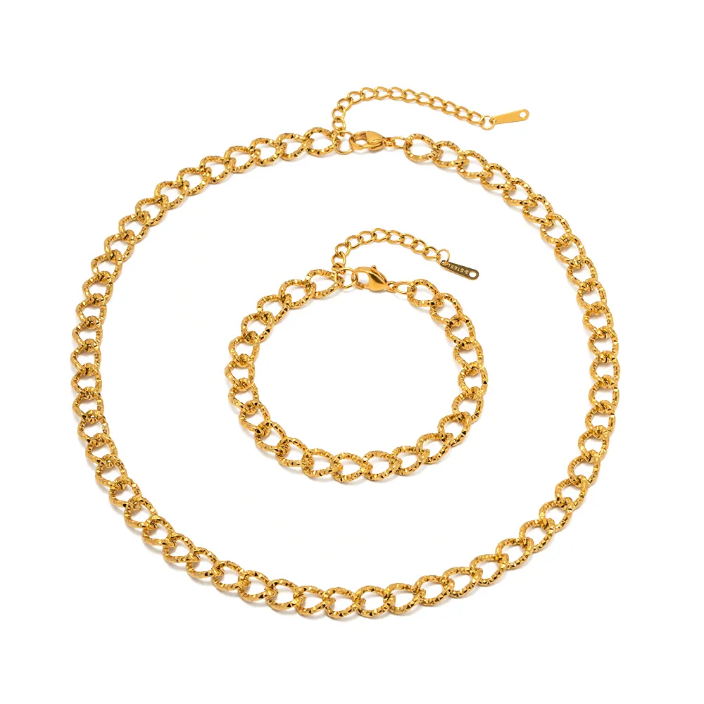 Set di gioielli con bracciali placcati in oro 18 carati in acciaio inossidabile impermeabile collana con catena filettata a maglie spesse