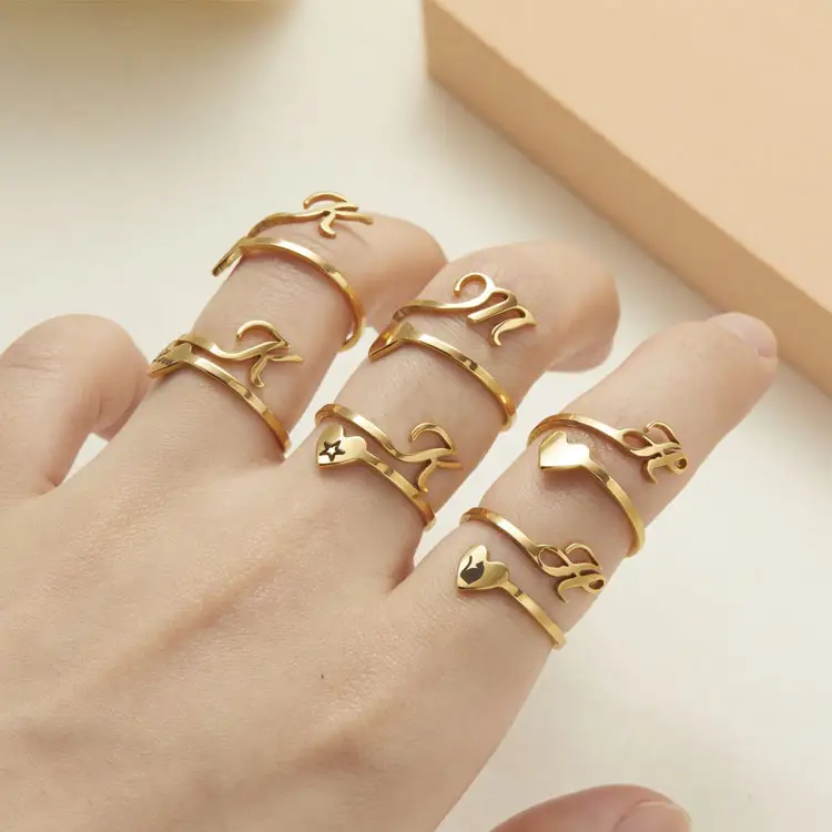 Anillos de dedo iniciales de acero inoxidable ajustables de gran venta, anillos de corazón de amor 3D con nombre de letra grabada personalizada para mujer