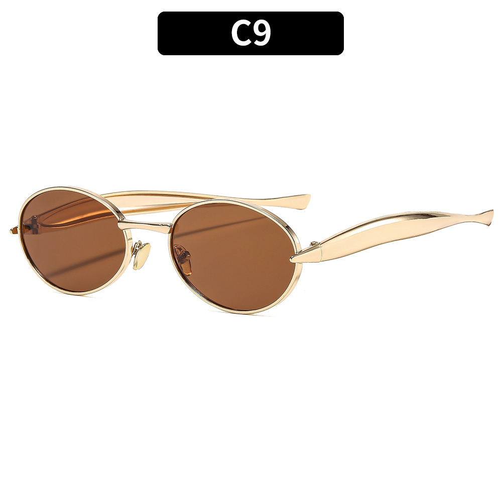 C9