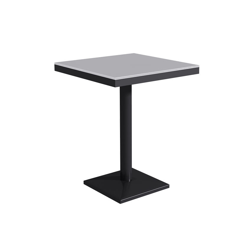 Table carrée