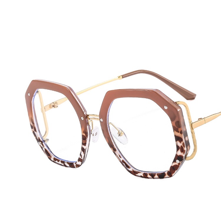 68082 Leopardo cafetero
