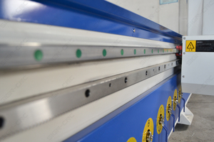 Enrutador CNC Atc de máquina multifunción con husillo Horizontal y sierra para ranurar y taladrar muebles de madera - Product Image 5