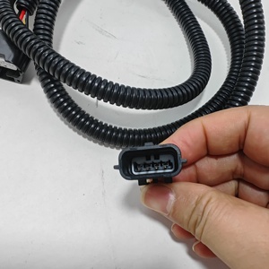 Cable de extensión de sensor de aparcamiento personalizado al por mayor de fábrica adecuado para uso prolongado en vehículos modificados - Product Image 6