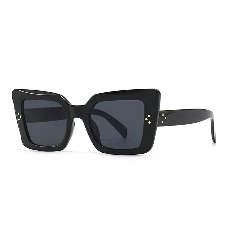 Gafas de Sol de moda Retro de diseñador 2024 con marco de PC cuadrado grande decoraciones de remache de ojo de gato marco transparente para hombres y mujeres